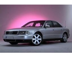 Audi S8 D2