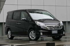 Honda Stepwgn Spada III Facelift