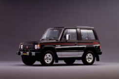 Mitsubishi Montero L040