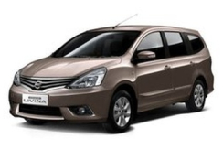 Nissan Grand Livina L11