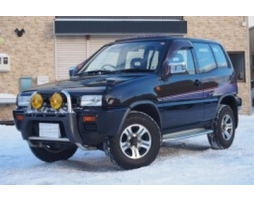 Nissan Mistral