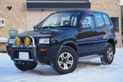 Nissan Mistral