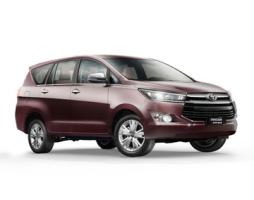 Toyota Innova Crysta AN140