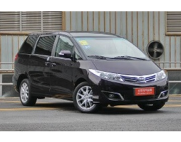 BYD M6