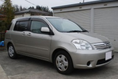 Toyota Raum II